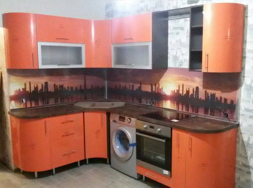 угловая кухня с радиусными фасадами мдф в Нижнем Тагиле