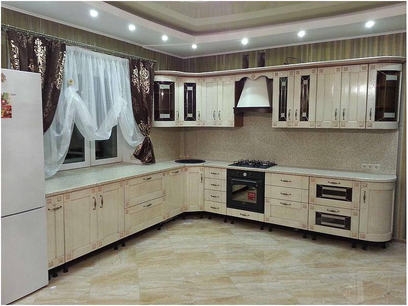 угловая кухня в Нижнем Тагиле