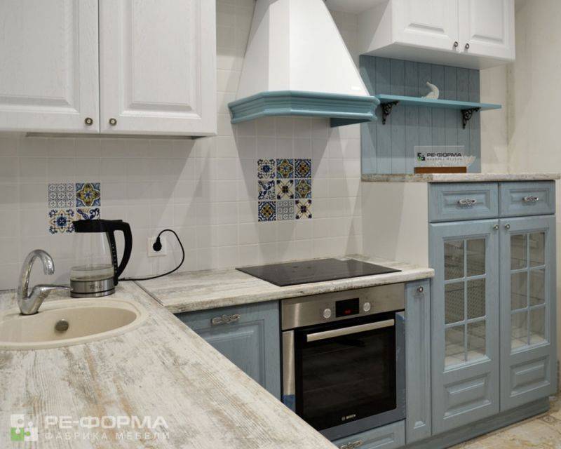 компактная угловая кухня 041 в Нижнем Тагиле