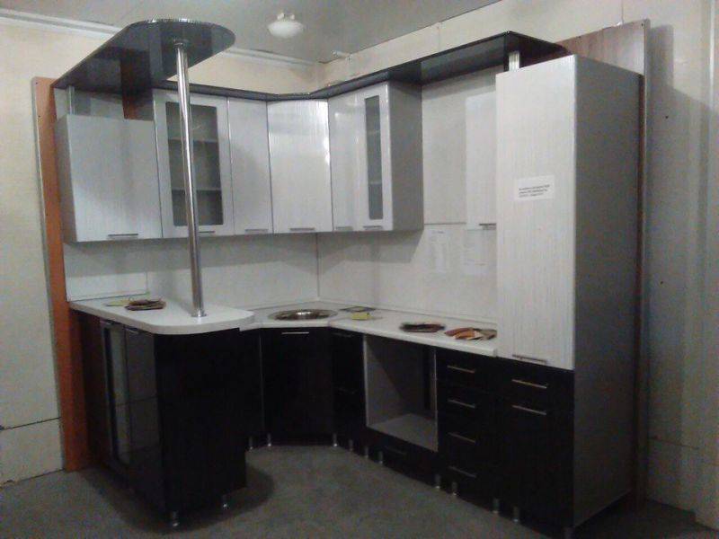 угловая кухня в Нижнем Тагиле