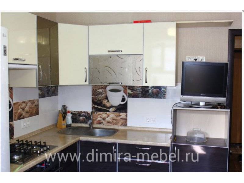 угловая кухня пластик в Нижнем Тагиле