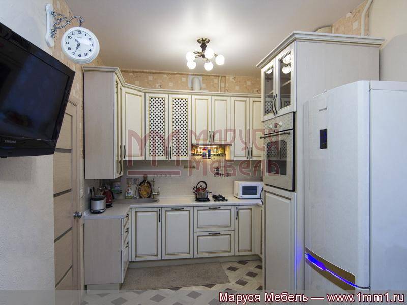 кухня угловая кантри массив в Нижнем Тагиле