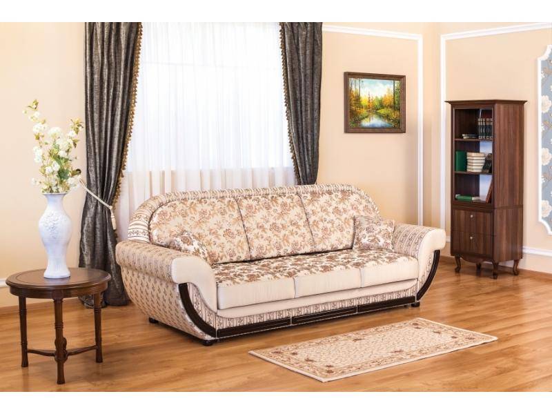 светлый диван-кровать с цветами в Нижнем Тагиле