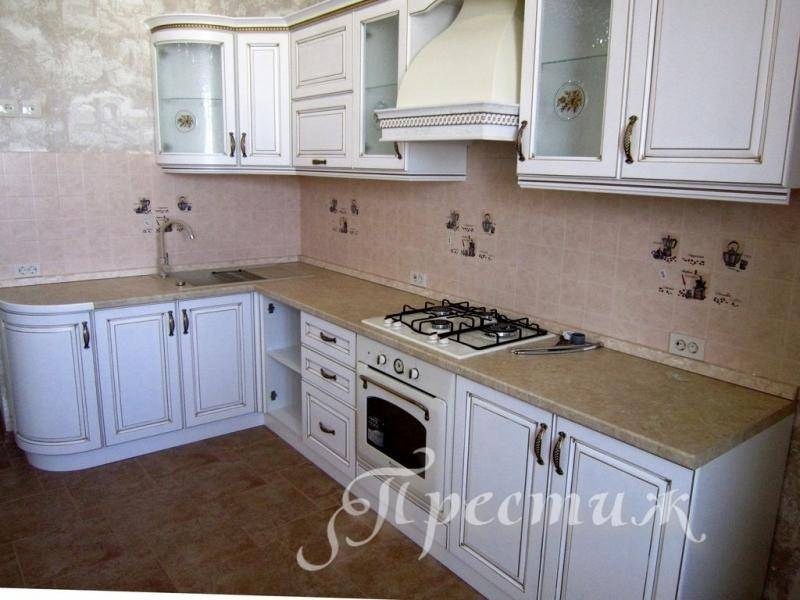 кухня из массива дерева biatris в Нижнем Тагиле