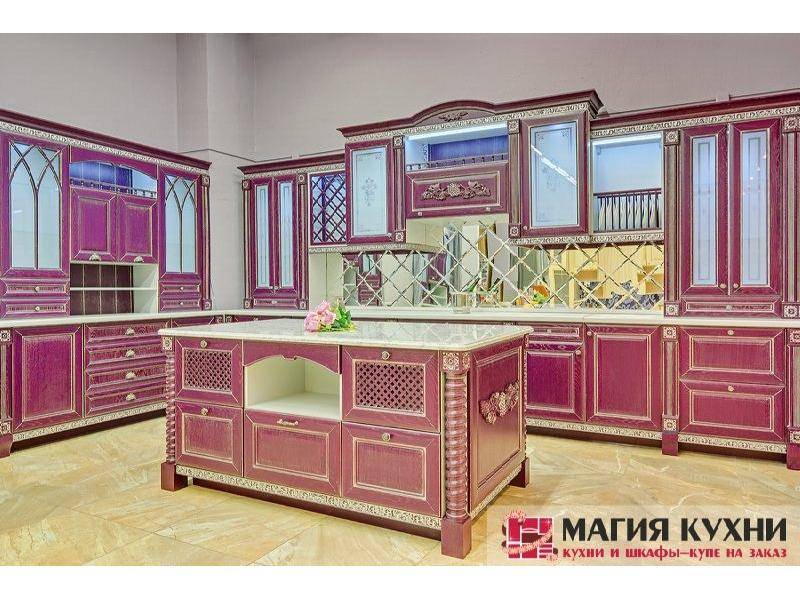 красная стильная кухня luxury в Нижнем Тагиле