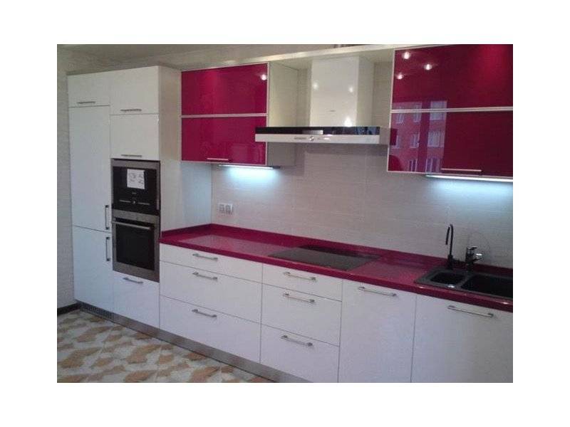 бело-розовая кухня в Нижнем Тагиле