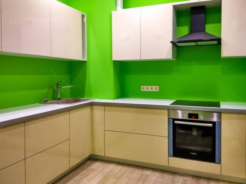 угловая кухня в Нижнем Тагиле