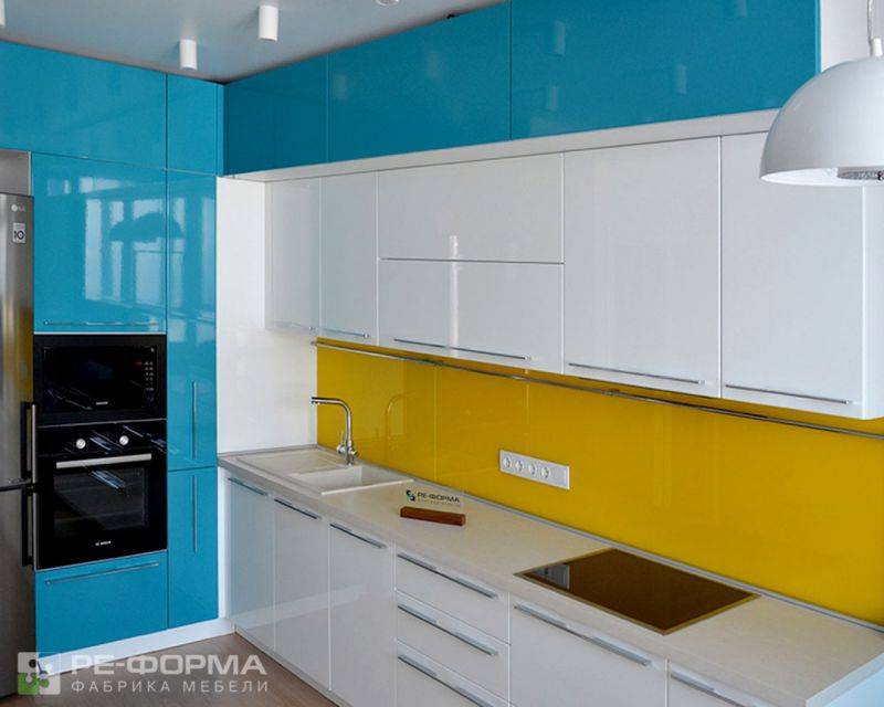 яркая кухня 006 в Нижнем Тагиле