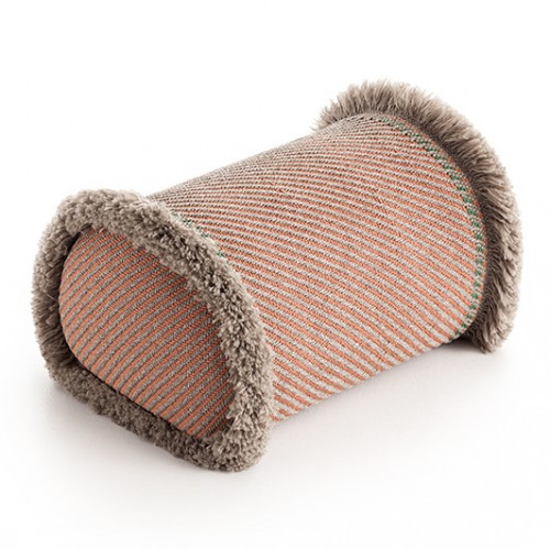 подушка большая-рол diagonal almond-peach от gan в Нижнем Тагиле