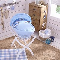 колыбель-переноска gift wicker moses basket белая, голубое белье в Нижнем Тагиле