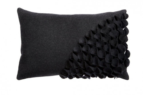 подушка с объемным узором alicia dark gray в Нижнем Тагиле